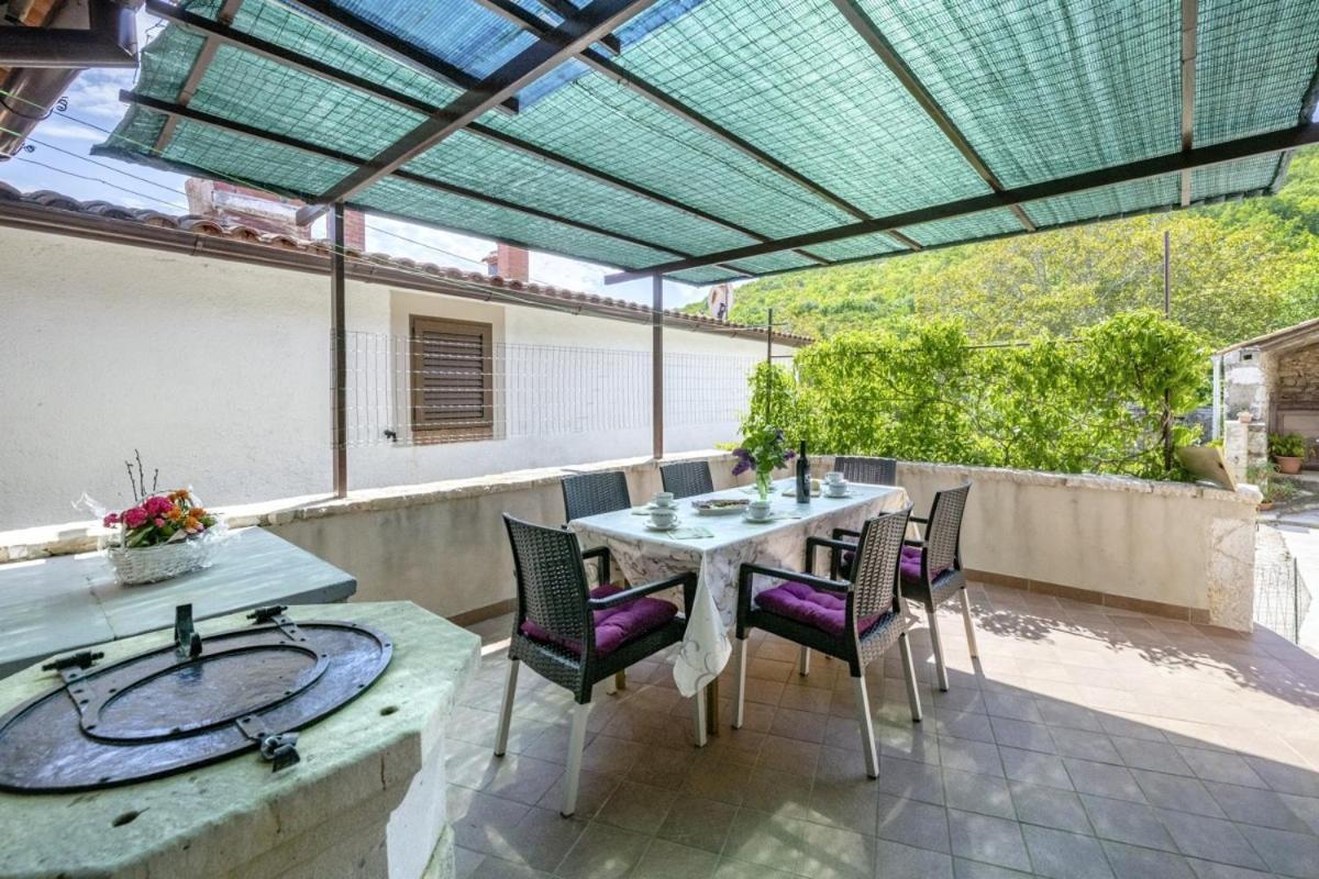 Marina Plomin In Plomin - Haus Fuer 6 Personen Villa Exterior photo